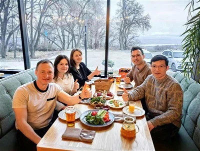 Vedenie skupiny Anpel navštevuje dlhoročných strategických partnerov